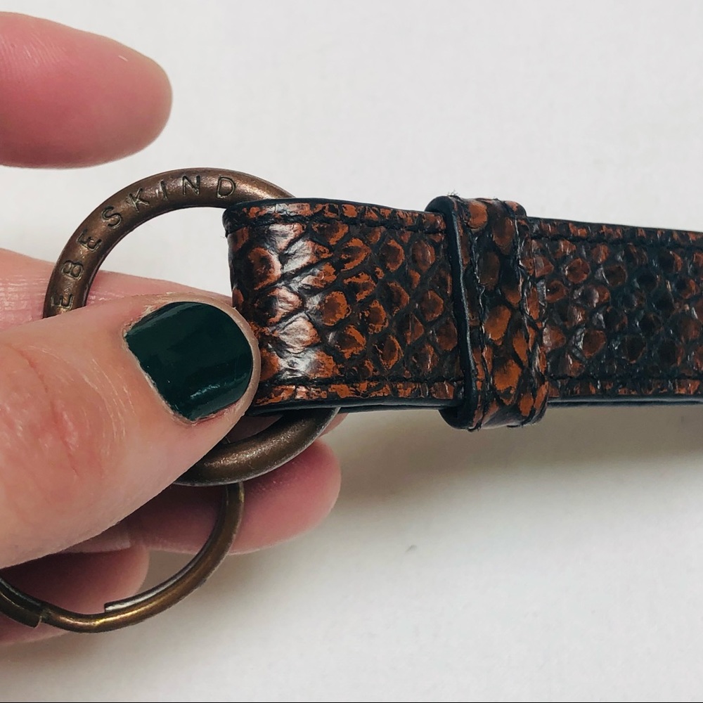 Keys to my heart ๐โค๏ธ Liebeskind Leather Keychain holder, never used!